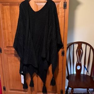 Black knit wrap/shawl with tassels NWT